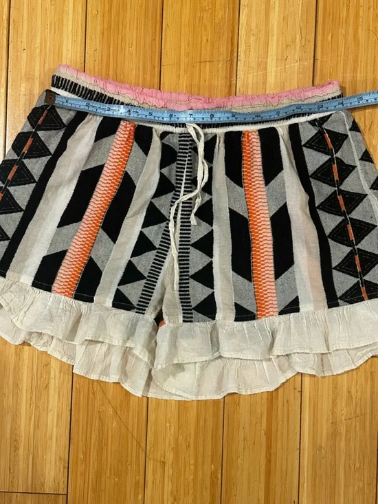 Devotion TWINS Black White Pink & Orange Geometric Shorts size M - Picture 5 of 5